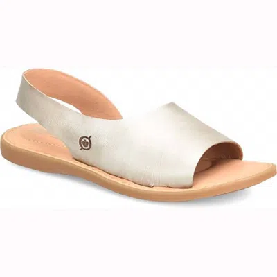 BORN WOMEN'S INLET SANDAL IN LIGHT GOLD METALLIC