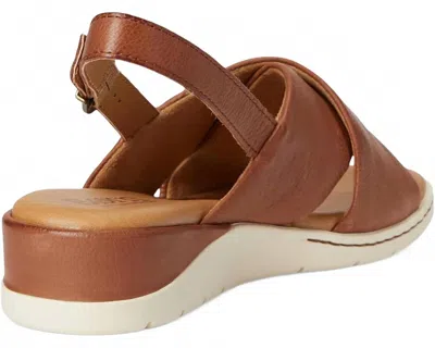Born Women's Mia Sandal In Brown