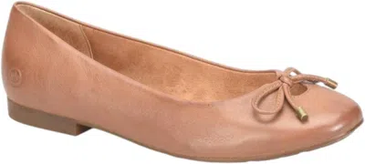 Born Women's Poe Flat In Brown