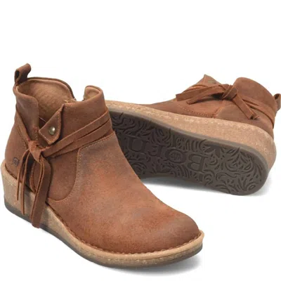 Born Women's Vaughn Boots In Brown