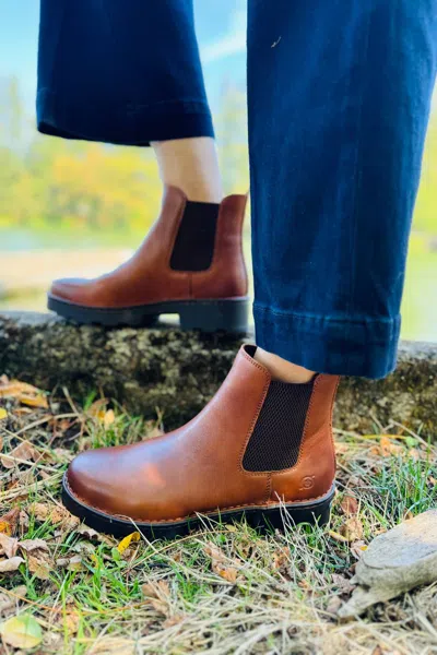 Born Women's Verona Boot In Dark Brown