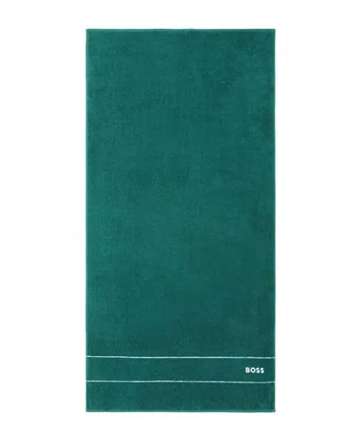 Boss Home Plain Cotton Bath Towel, 28" X 55" In Everglade