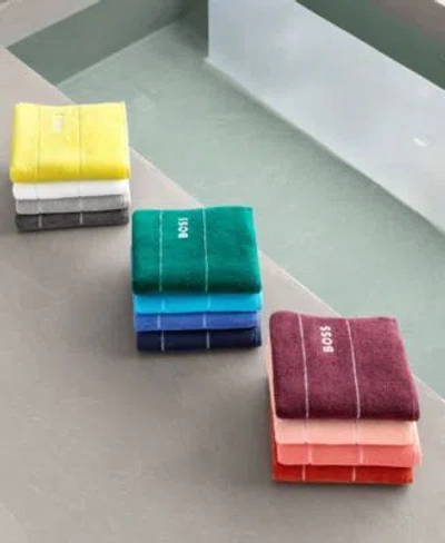 Boss Home Plain Cotton Bath Towels In Red