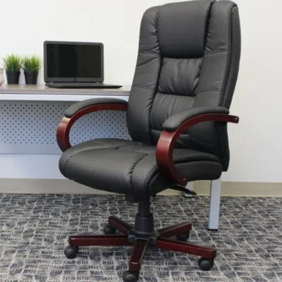 Boss Office Products Executive Chair In Mahogany