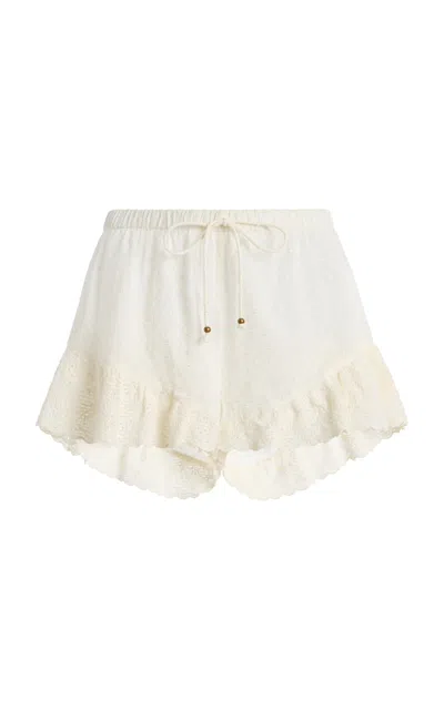 Boteh Moda Operandi In White