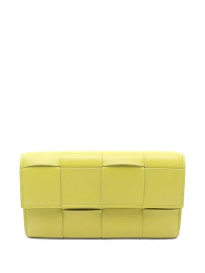 Pre-owned Bottega Veneta 00s Intrecciato Leather Wallet In Yellow