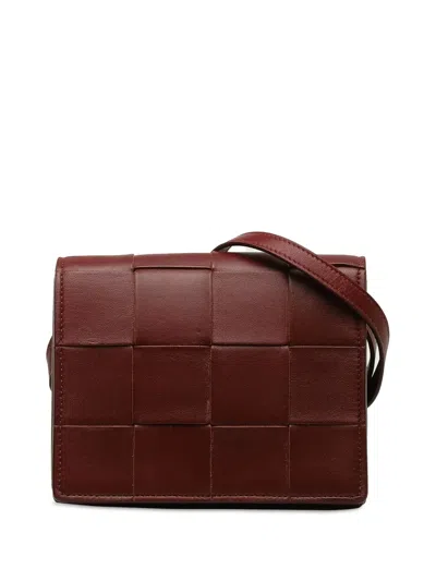 Pre-owned Bottega Veneta 2000-2023 Maxi Intrecciato Mini Cassette Crossbody Bag In Red