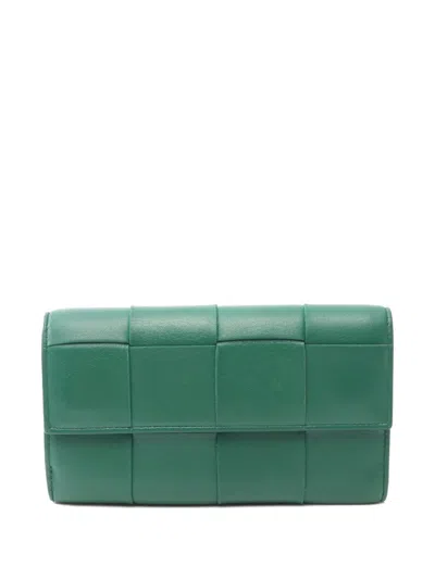 Pre-owned Bottega Veneta 2000s Cassette Intrecciato Leather Wallet In Green