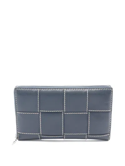 Pre-owned Bottega Veneta 2000s Cassette Intrecciato Wallet In Blue