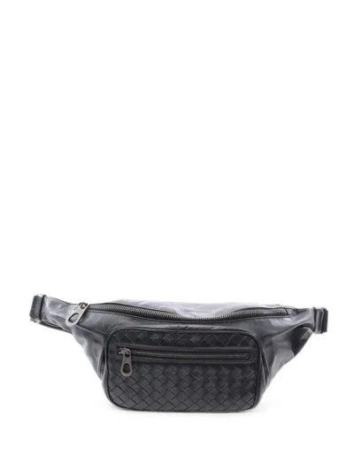Pre-owned Bottega Veneta 2000s Intrecciato Leather Belt Bag In Black