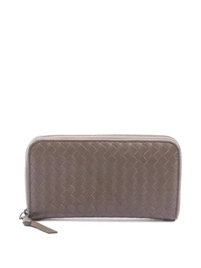 Pre-owned Bottega Veneta 2000s Intrecciato Leather Wallet In Neutral