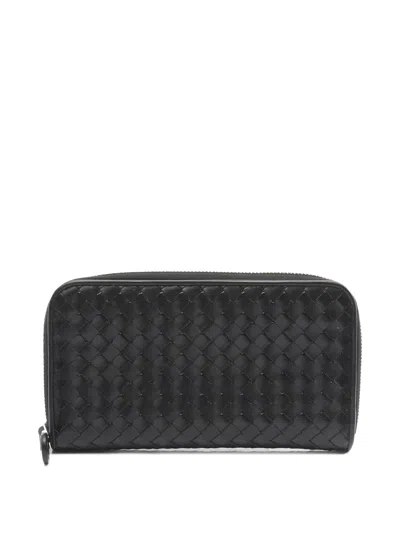 Pre-owned Bottega Veneta 2000s Intrecciato Round Zipper Wallet In Black