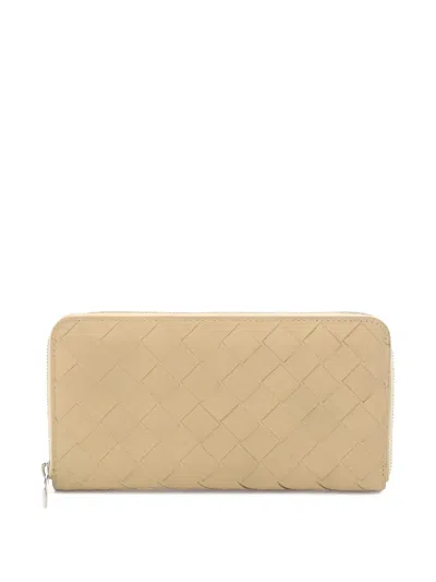 Pre-owned Bottega Veneta 2000s Intrecciato Zip Wallet In Neutral