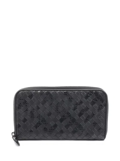 Pre-owned Bottega Veneta 2000s Intrecciato Zipper Leather Wallet In Black