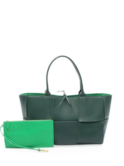 Pre-owned Bottega Veneta 2000s Large Arco Tote Bag In Green