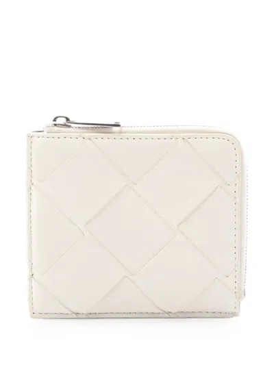 Pre-owned Bottega Veneta 2000s Maxi Intrecciato Zip-around Coin Purse In White