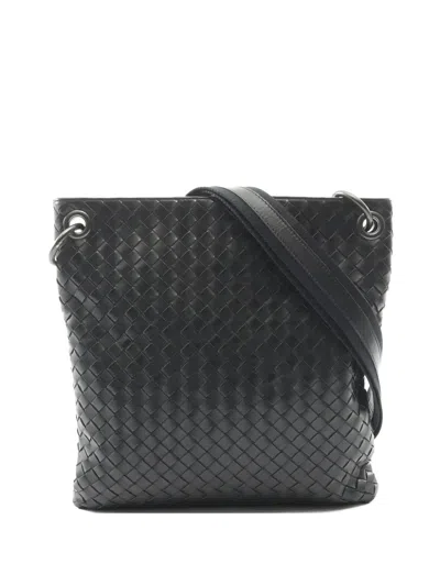 Pre-owned Bottega Veneta 2000s Small Intrecciato Messenger Bag In Black