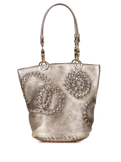 Pre-owned Bottega Veneta 2007 Small Metallic Intrecciato Trimmed Cervo Bucket Bag In Gold
