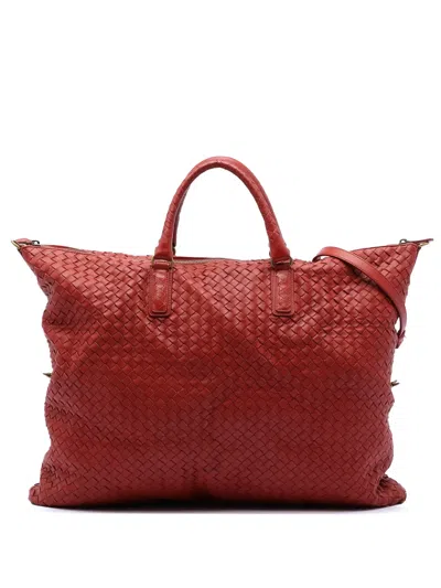 Pre-owned Bottega Veneta 2009 Maxi Intrecciato Nappa Convertible Satchel In Red