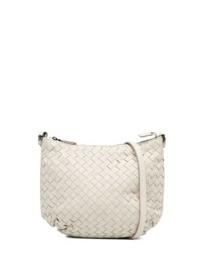 Pre-owned Bottega Veneta 2012-2024 Nappa Intrecciato Crossbody Bag In 白色