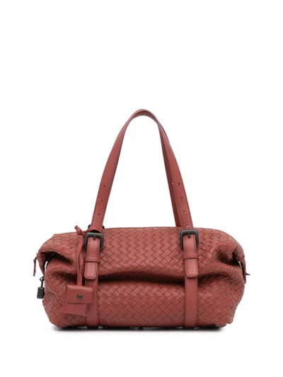 Pre-owned Bottega Veneta 2012-2024 Nappa Intrecciato Montaigne Shoulder Bag In Red