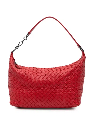Pre-owned Bottega Veneta 2012-2024 Nappa Intrecciato Shoulder Bag In Red