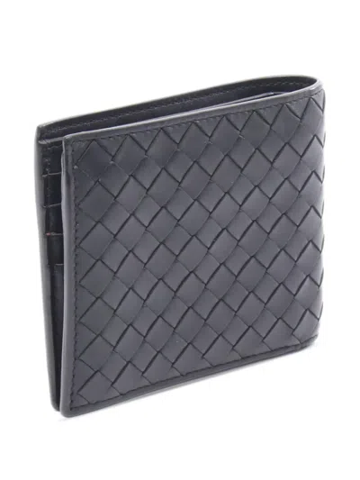 Pre-owned Bottega Veneta 2012-2025 Leather Intrecciato Bi-fold Wallet Small Wallets In Black