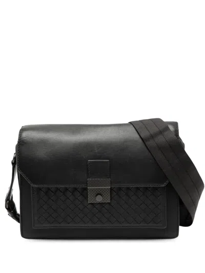 Pre-owned Bottega Veneta 2012-2025 Leather Intrecciato Crossbody Bag In Black