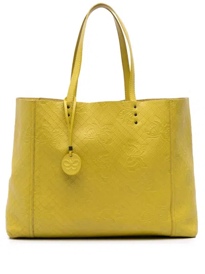 Pre-owned Bottega Veneta 2012-2025 Leather Intrecciomirage Butterfly Tote Bag In Yellow