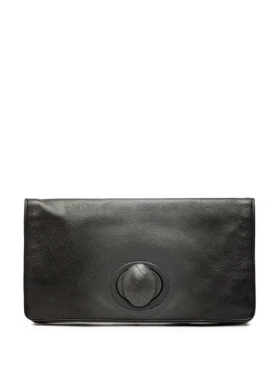 Pre-owned Bottega Veneta 2012-2025 Leather Turn Lock Clutch Bag In Black