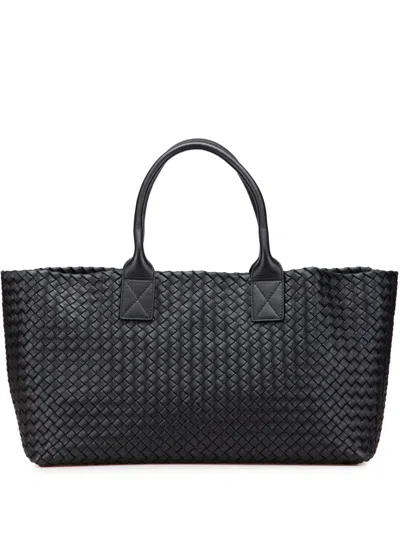 Pre-owned Bottega Veneta 2012-2025 Medium Lambskin Intreccio Cabat Tote Bag In Black