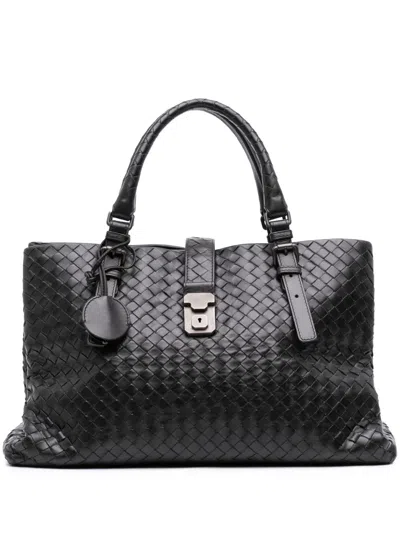 Pre-owned Bottega Veneta 2012-2025 Medium Nappa Intrecciato Roma Tote Bag In Black