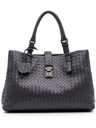 Pre-owned Bottega Veneta 2012-2025 Medium Nappa Intrecciato Roma Tote Bag In Gray