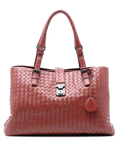Pre-owned Bottega Veneta 2012-2025 Medium Nappa Intrecciato Roma Tote Bag In Red