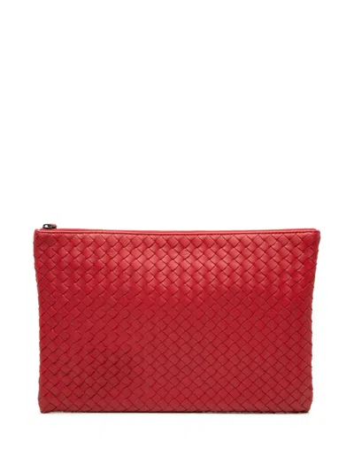 Pre-owned Bottega Veneta 2012-2025 Nappa Intrecciato Clutch Bag In Red