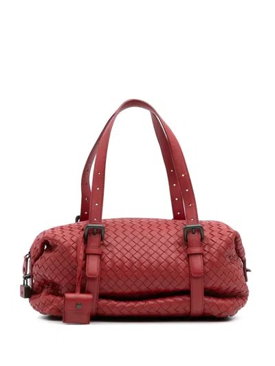 Pre-owned Bottega Veneta 2012-2025 Nappa Intrecciato Montaigne Shoulder Bag In Red