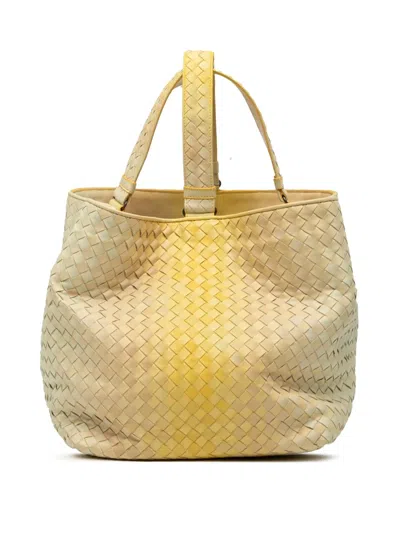 Pre-owned Bottega Veneta 2012-2025 Nappa Intrecciato Nuance Bucket Bag In Yellow