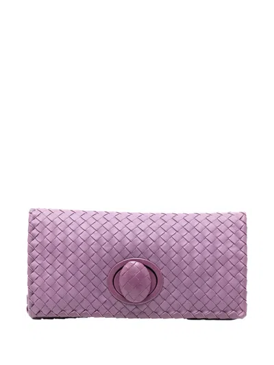 Pre-owned Bottega Veneta 2012-2025 Nappa Intrecciato Turn Lock Clutch Bag In Purple