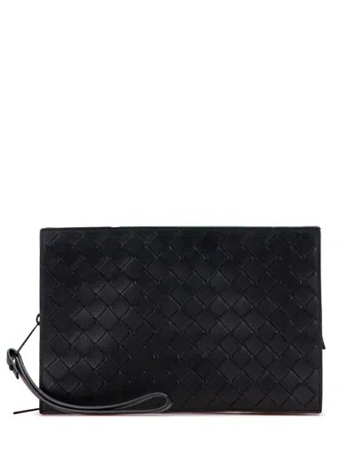 Pre-owned Bottega Veneta 2012-2025 Nappa Intrecciato Wristlet Zip Clutch Bag In Black