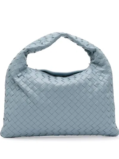 Pre-owned Bottega Veneta 2012-2025 Small Calfskin Intrecciato Hop Hobo Bag In Blue