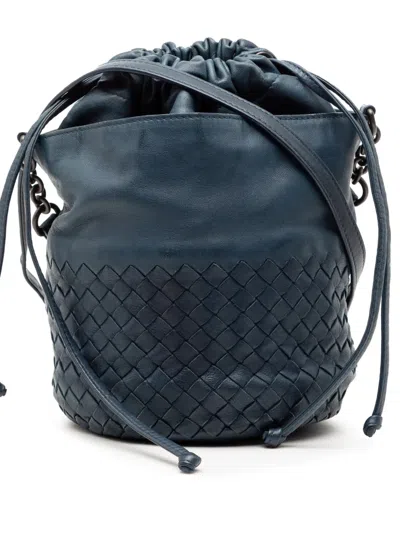 Pre-owned Bottega Veneta 2012-2026 Nappa Intrecciato Bucket Bag In Blue