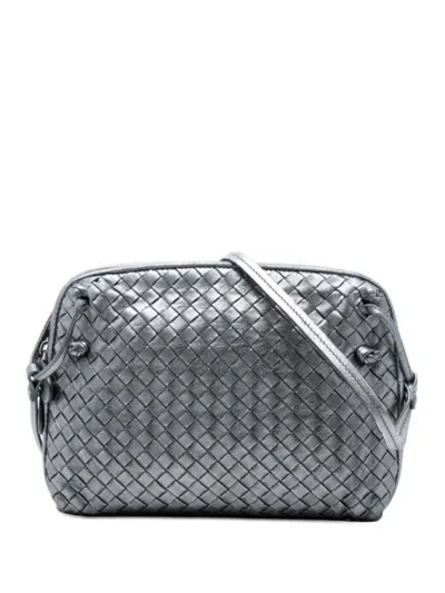 Pre-owned Bottega Veneta 2012-2025 Metallic Nappa Intrecciato Nodini Crossbody Bag In Silver