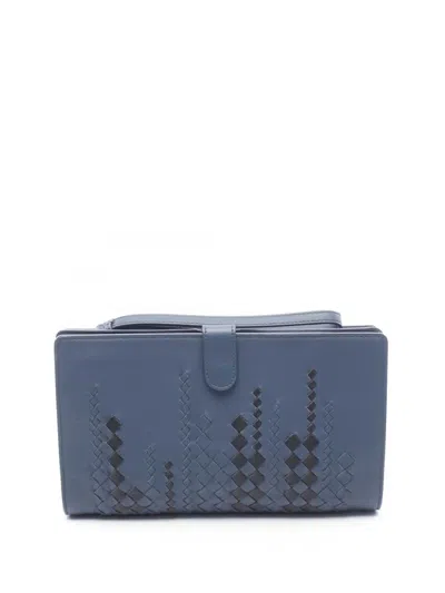 Pre-owned Bottega Veneta 2012-2026 Intrecciato Trimmed Nappa Clutch Bag In Blue