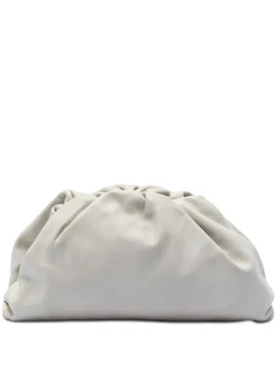 Pre-owned Bottega Veneta 2012-2026 Lambskin The Pouch Clutch Bag In White
