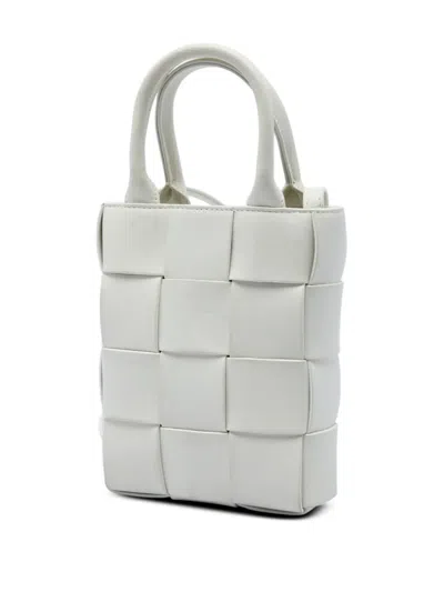 Pre-owned Bottega Veneta 2012-2026 Mini Maxi Nappa Intrecciato North South Casette Tote Satchel In 白色