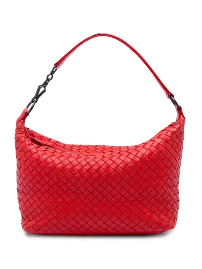 Pre-owned Bottega Veneta 2012-2026 Nappa Intrecciato Shoulder Bag In Red