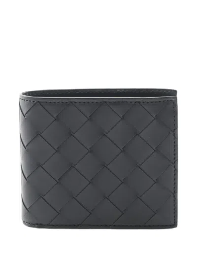 Pre-owned Bottega Veneta 2020s Intrecciato-weave Bi-fold Wallet In Black
