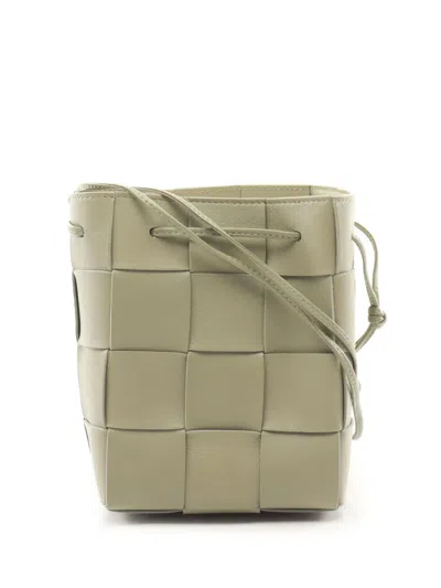 Pre-owned Bottega Veneta 2020s Small Cassette Bucket Bag In Green