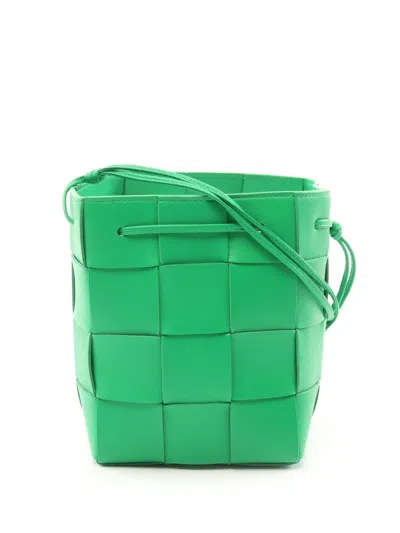 Pre-owned Bottega Veneta 2020s Small Cassette Bucket Bag In Green