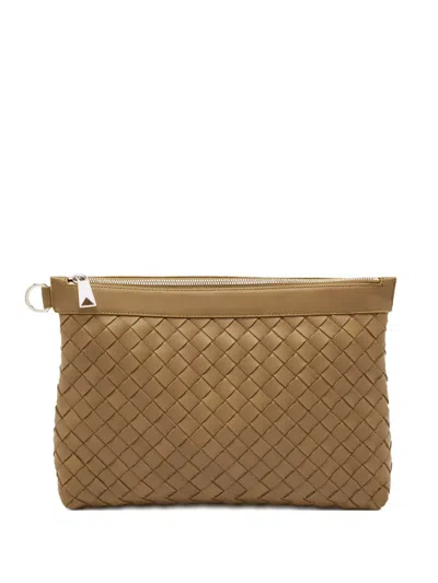 Pre-owned Bottega Veneta 2024 Medium Intrecciato Leather Clutch Bag In Brown